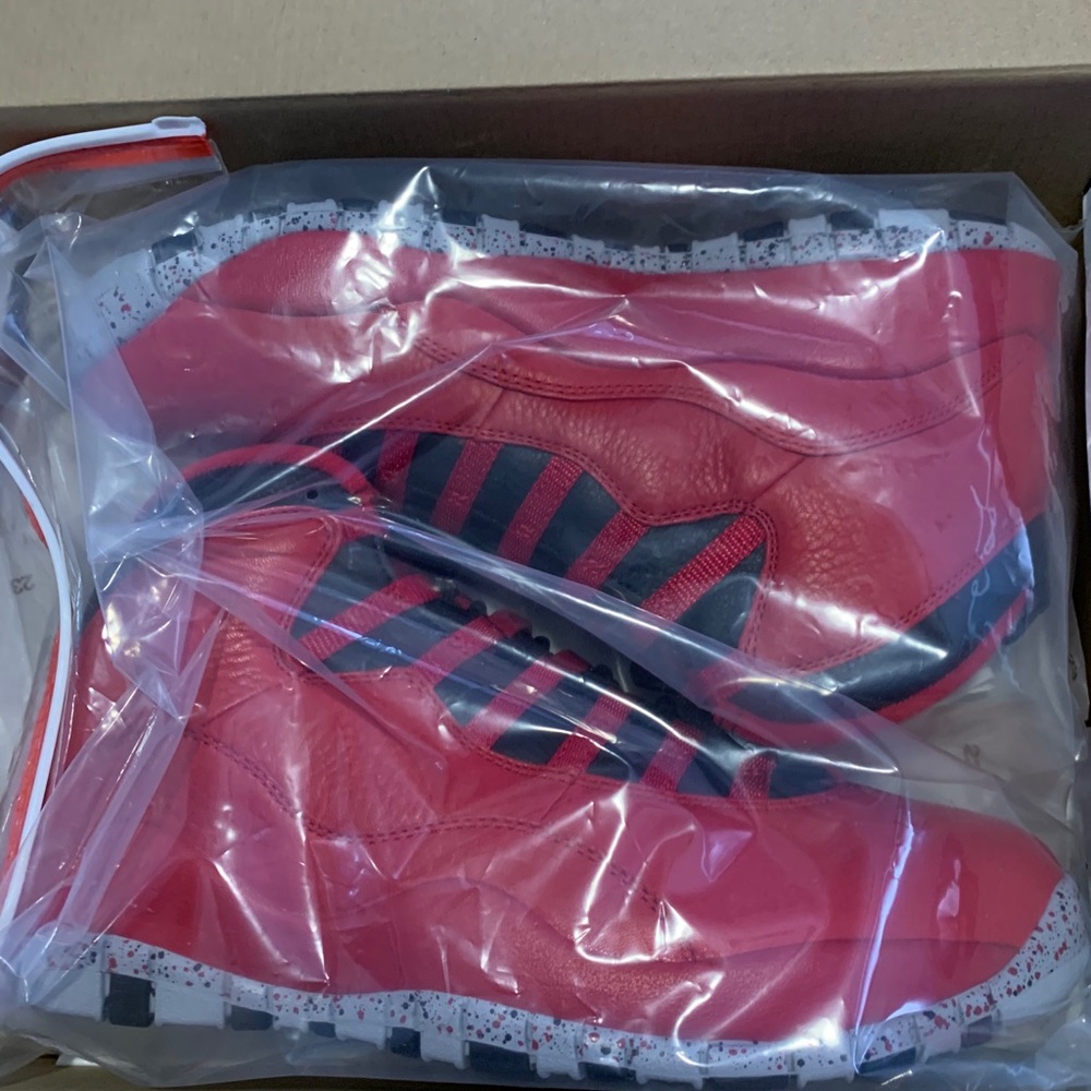 I got some “bobs” Sz 9.5  bnib never wore